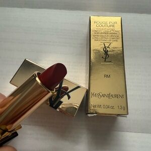 Yves Saint Laurent Rouge Pur Couture Lipstick - Rouge Muse